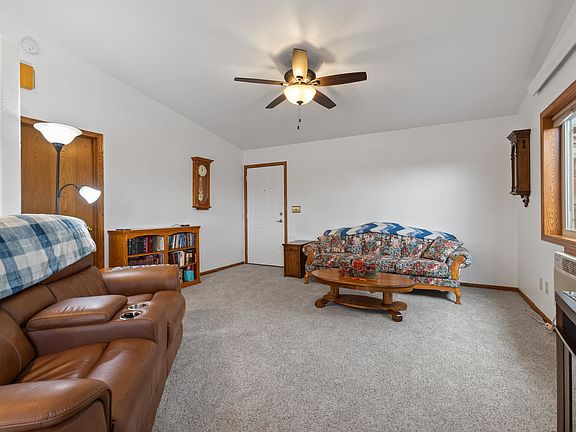 5th image of 24527 Red Ridge Rd