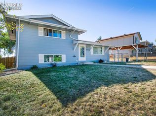 2290 Pepperwood Dr, Colorado Springs, CO 80910