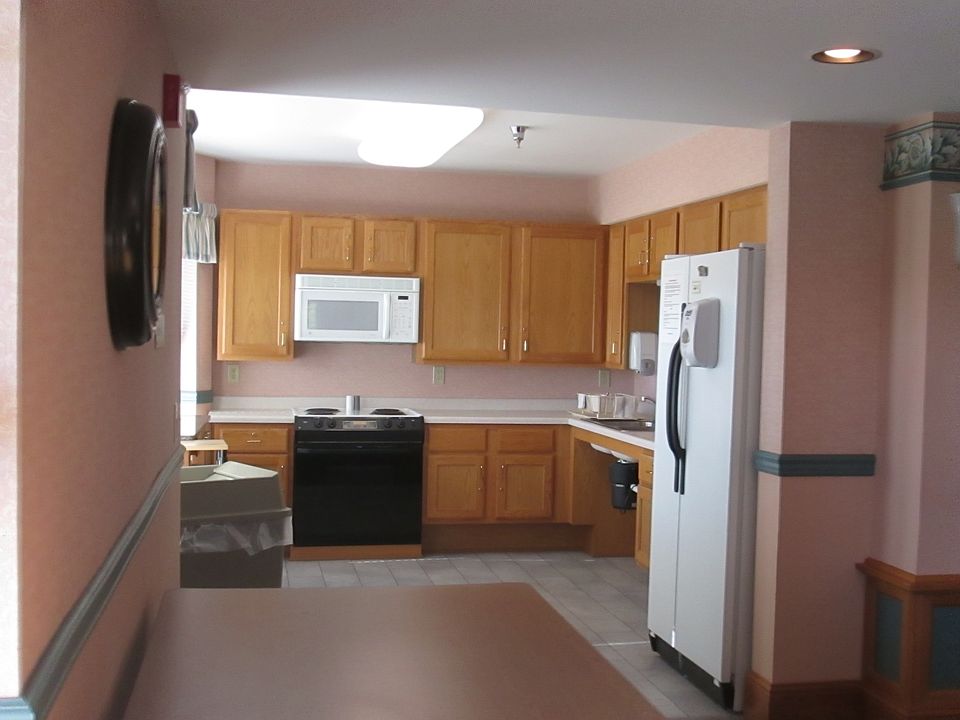 2nd image of 300 1st Ave NE APT 300
