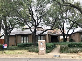 2301 Woodbine St, Arlington, TX 76012