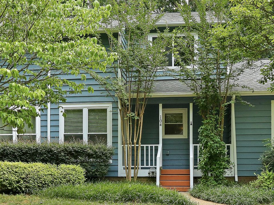 1st image of 104 Applecross Dr