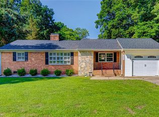 3004 Harnett Dr, Greensboro, NC 27407