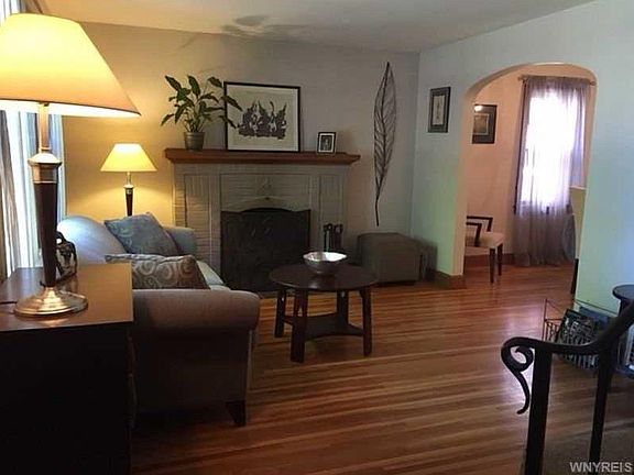 3rd image of 46 Olney Dr