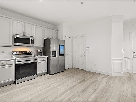 4th image of 2804 POLVADERO LANE #103