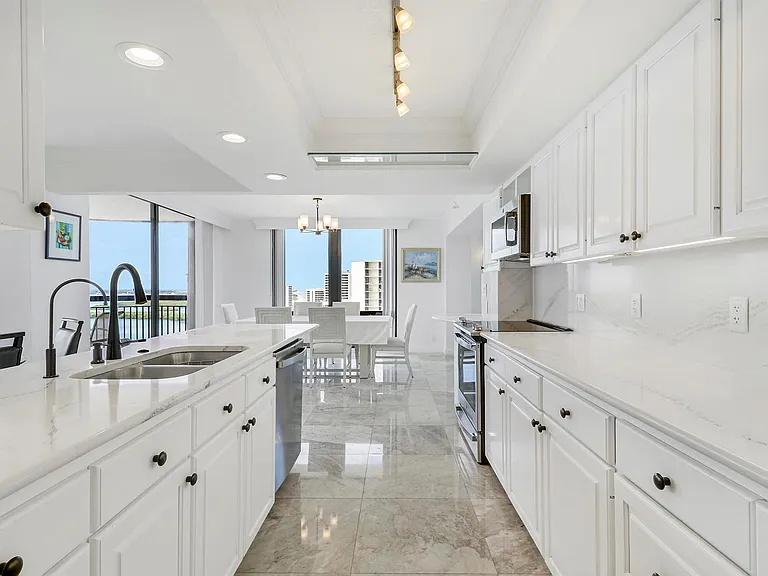 5380 N Ocean Dr #22J — Photo 31