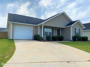 401 Grand Ave, Bonaire, GA 31005