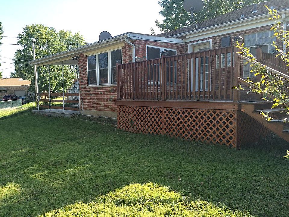 Rear deck