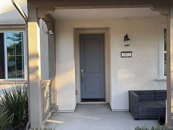 2nd image of 2972 E La Avenida Dr