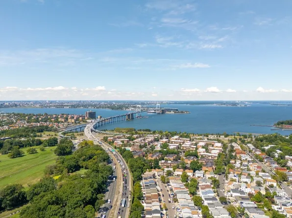 18-75 Corporal Kennedy Street image 25 of 27