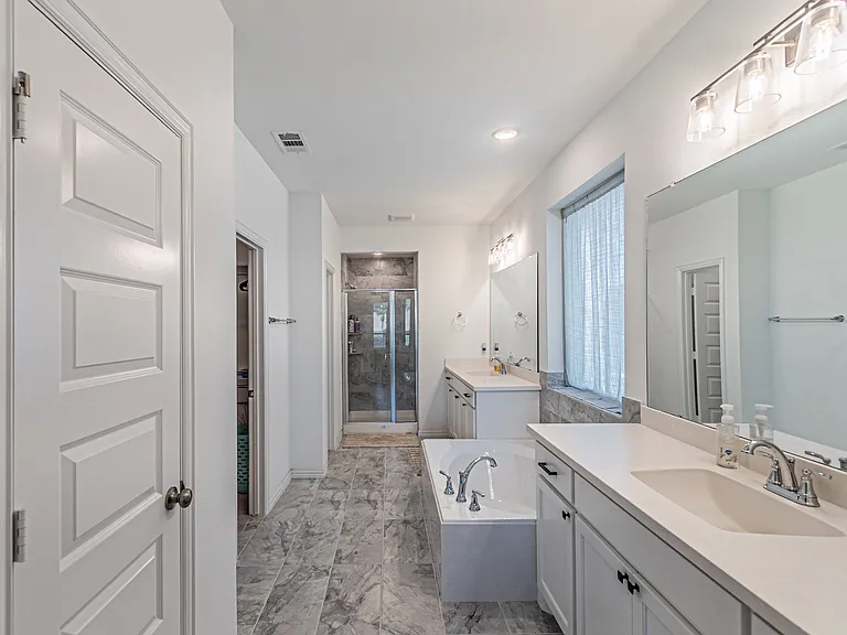 3508 Crescent Ln — Photo 21