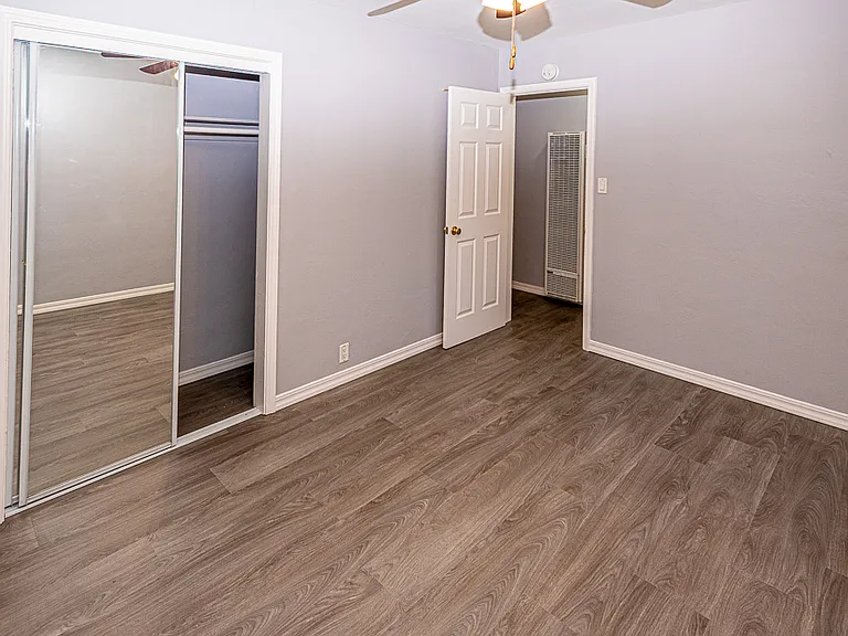 921 High School Way #2 — Photo 11