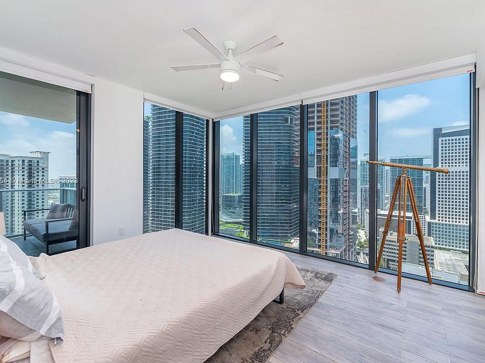 1st image of 1010 Brickell Ave #3111