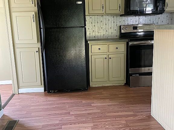 4th image of 3025 Highway 5 N Lot 87