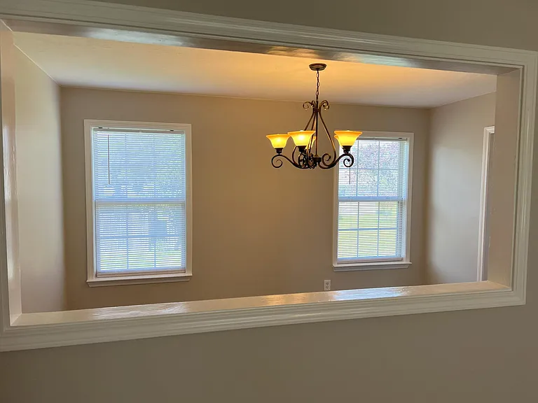 2102 Bennett Ct — Photo 8