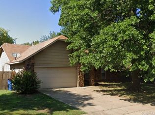 12529 E 38th St, Tulsa, OK 74146