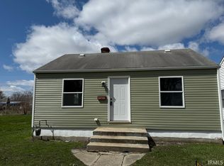 415 S Kenmore St, South Bend, IN 46619