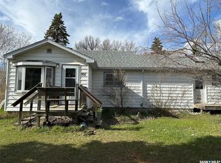 301 Belfast STREET, North Portal, SK S0C 1N0