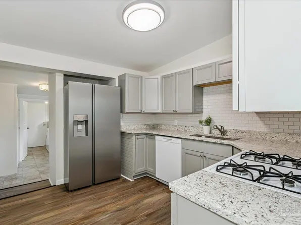 10 Cloverland Ct, Pensacola, FL 32505