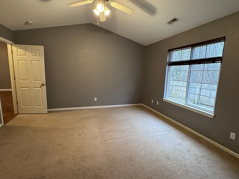 15984 Tracker Ln — Photo 8