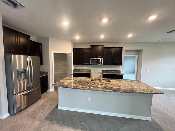 5th image of 32219 Conchshell Sail St