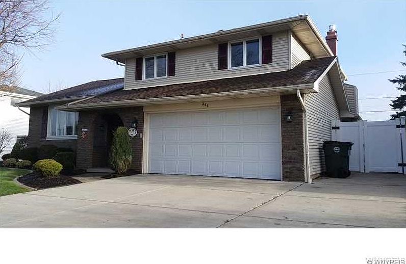 1st image of 286 Wayside Dr