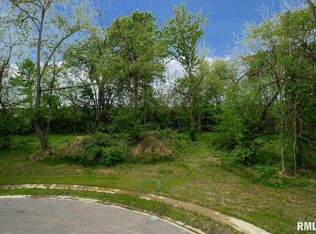 613 Rock River Rd, Springfield, IL 62711