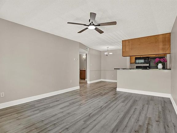 3rd image of 308 LAKE PARSONS GREEN #203