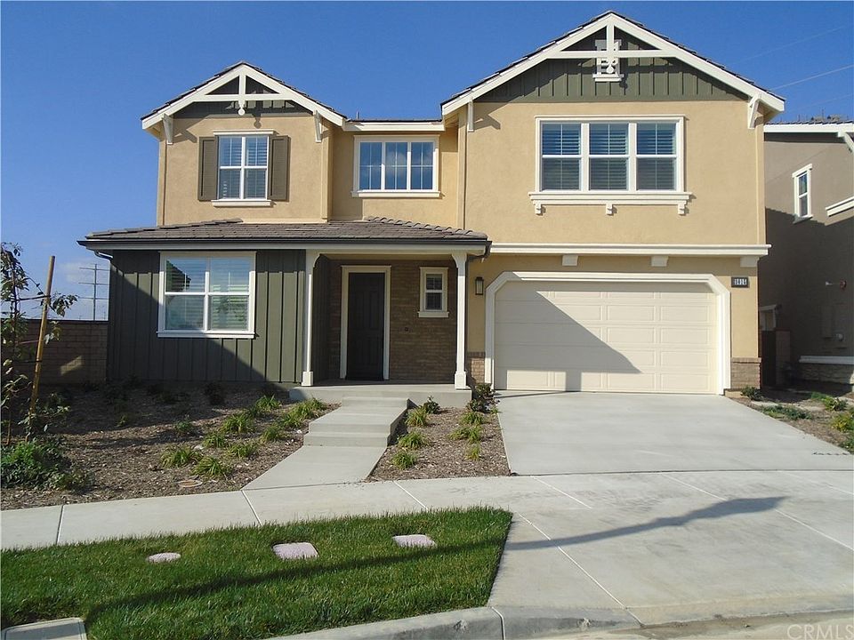 1st image of 3015 E Oak Knoll Loop