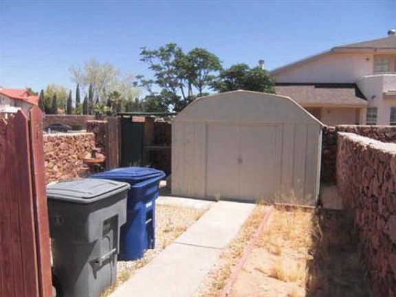 4th image of 11724 Pueblo Fuerte Ct