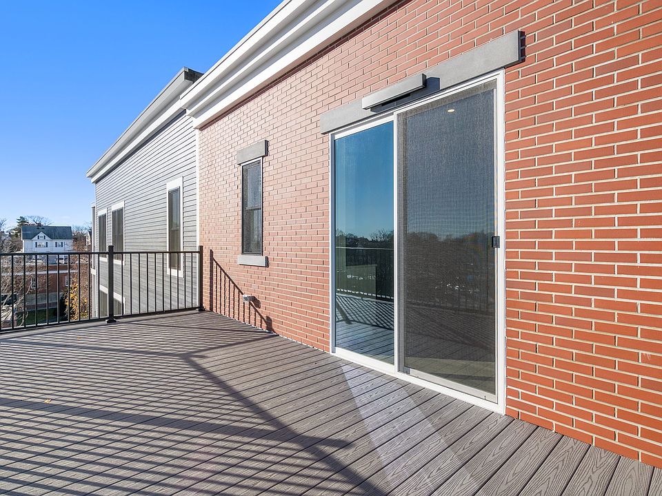 The Somerset 10 Somerset Ave Winthrop, MA Zillow Apartments for