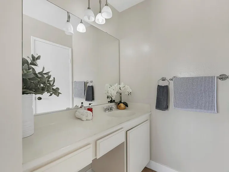 74237 Catalina Way — Photo 26
