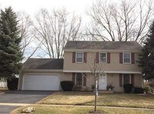 558 S 14th St, St Charles, IL 60174