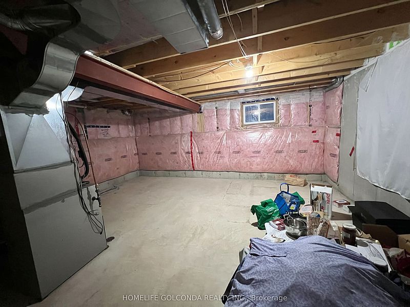 Oakville Townhouse for rent - 4 Bedrooms — photo 21