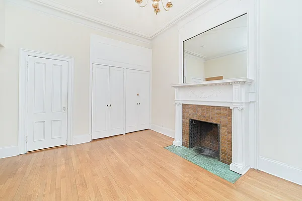 Rented by Living New York | media 10