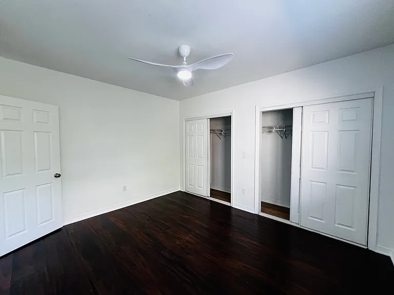 944 Bay Dr #12 — Photo 13