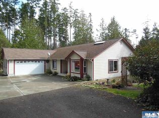 82 Tanager Ln, Sequim, WA 98382