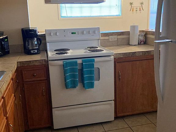 4th image of 127 E Cora Lee Dr