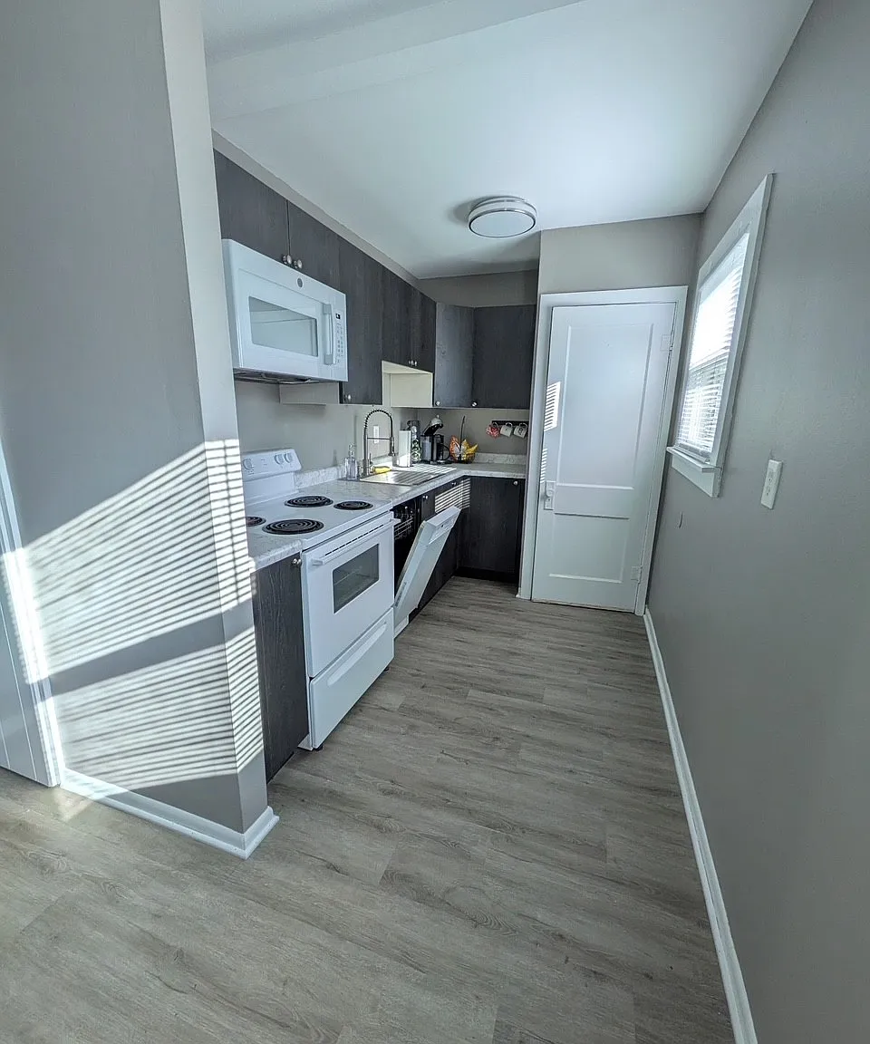 1 bed, 612 sqft, $1,500 — Photo 4