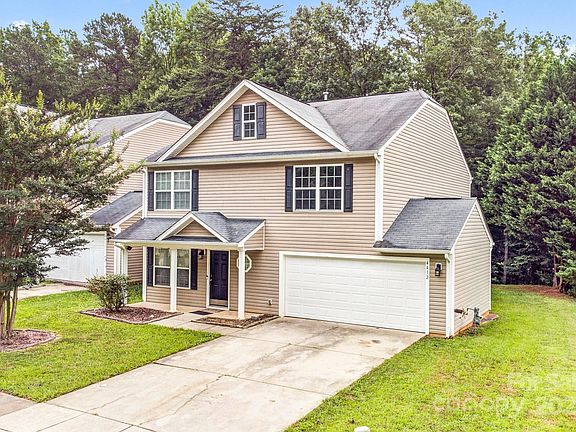 3rd image of 4412 Trillium Fields Dr