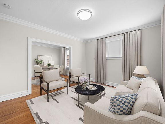 5th image of 1030 Commodore Dr APT 2S