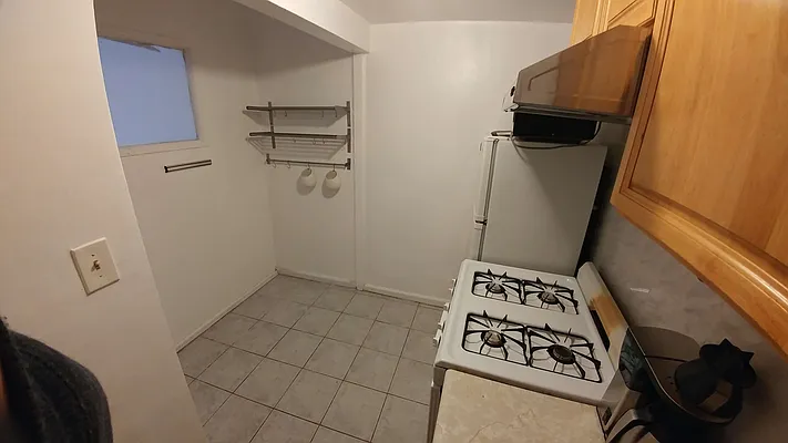 Rented by Downtown Mgt & Realty LLC | media 38