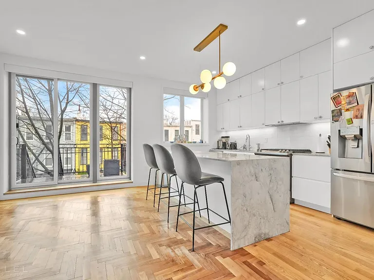 729 Chauncey St #2A — Photo 5