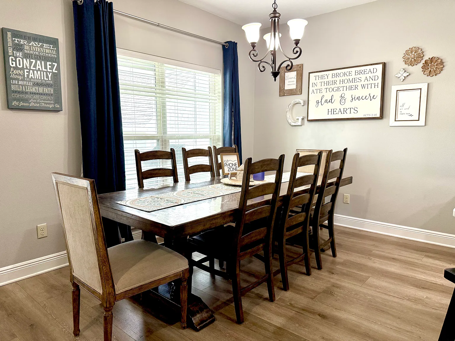 4 bed, 2262 sqft, $3,100 — Photo 3