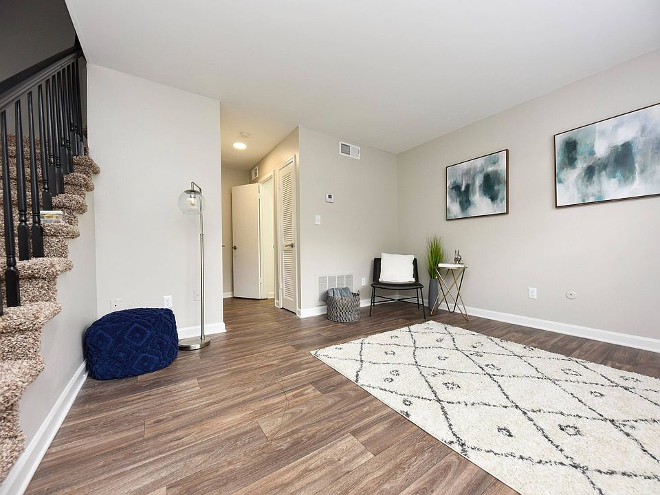 Living Room Sandy Creek