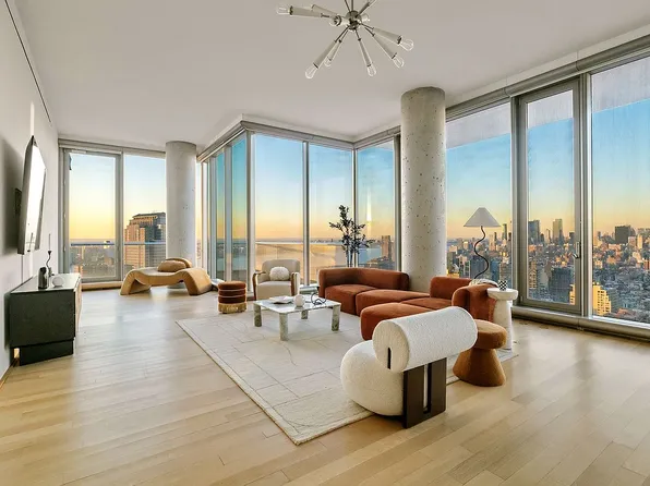 56 Leonard St APT 39, New York, NY 10013