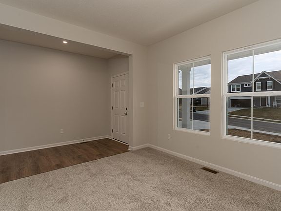 4th image of 3076 Belleglade Dr