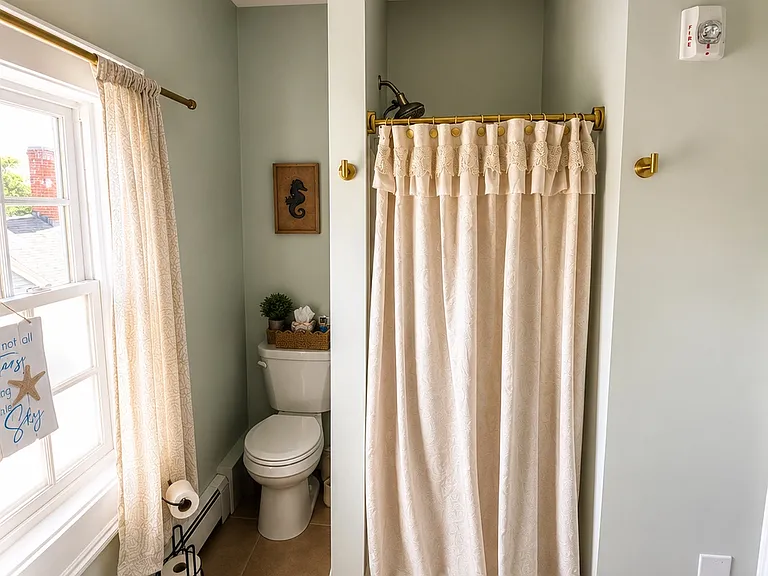409 Hope St #3 — Photo 15