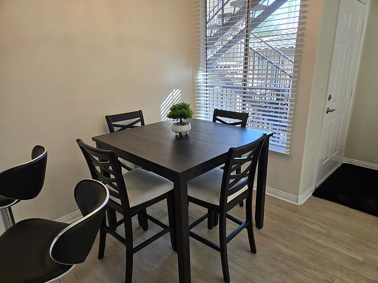 4400 S Jones Blvd #2103 — Photo 6