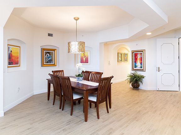 3rd image of 6021 Silver King Blvd Unit 204