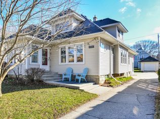 2344 N 67th St, Wauwatosa, WI 53213